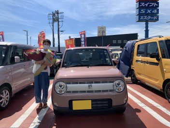 Ｏ様にラパンをご納車させて頂きました